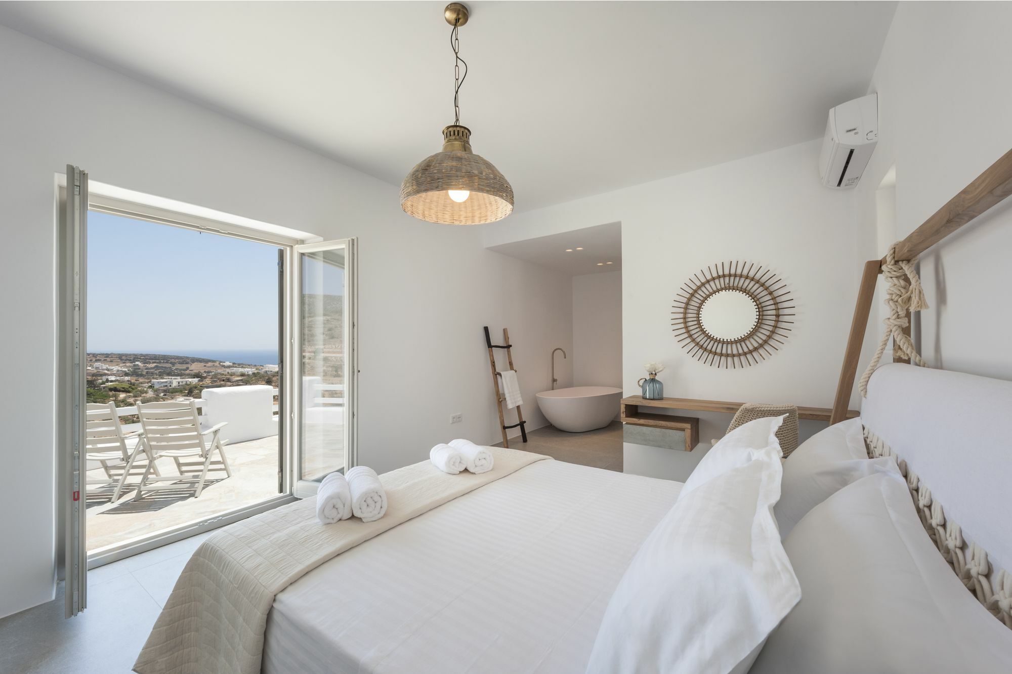 Niriides Luxury Villas Alikí Dış mekan fotoğraf
