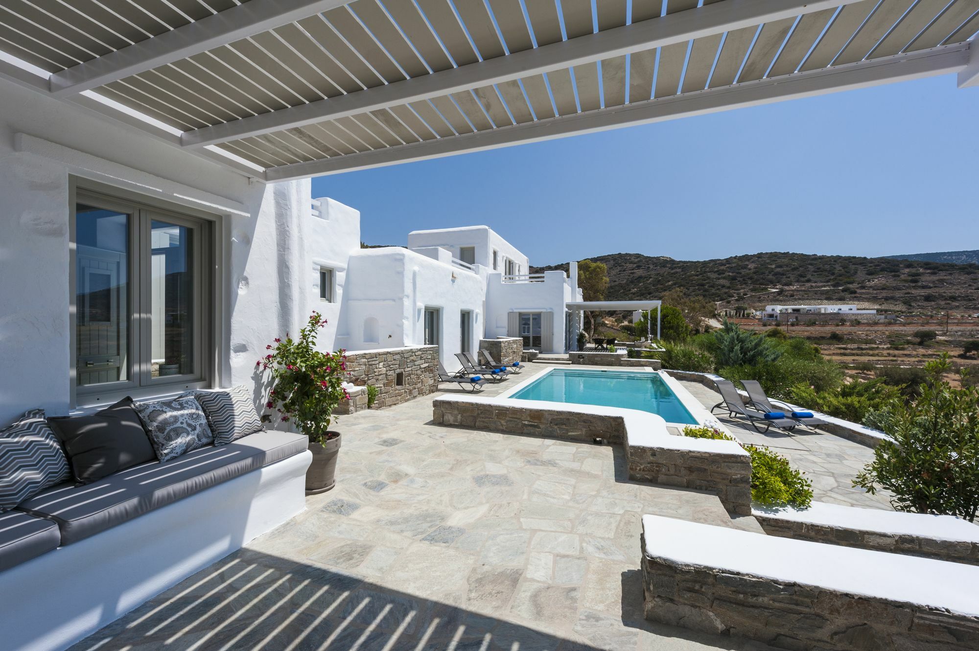 Niriides Luxury Villas Alikí Dış mekan fotoğraf