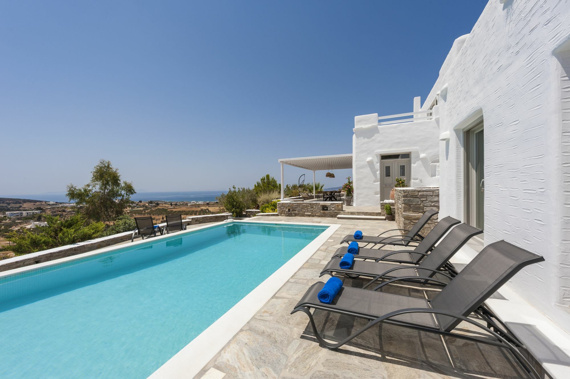Niriides Luxury Villas Alikí Dış mekan fotoğraf